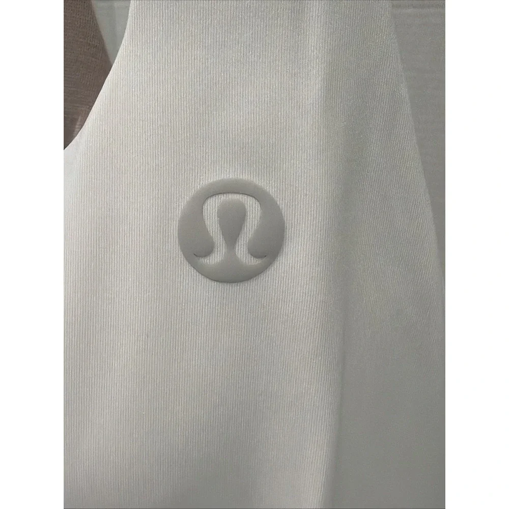 Lululemon Women's Lightweight Tennis Dress‎ Color White Size 8 NWT